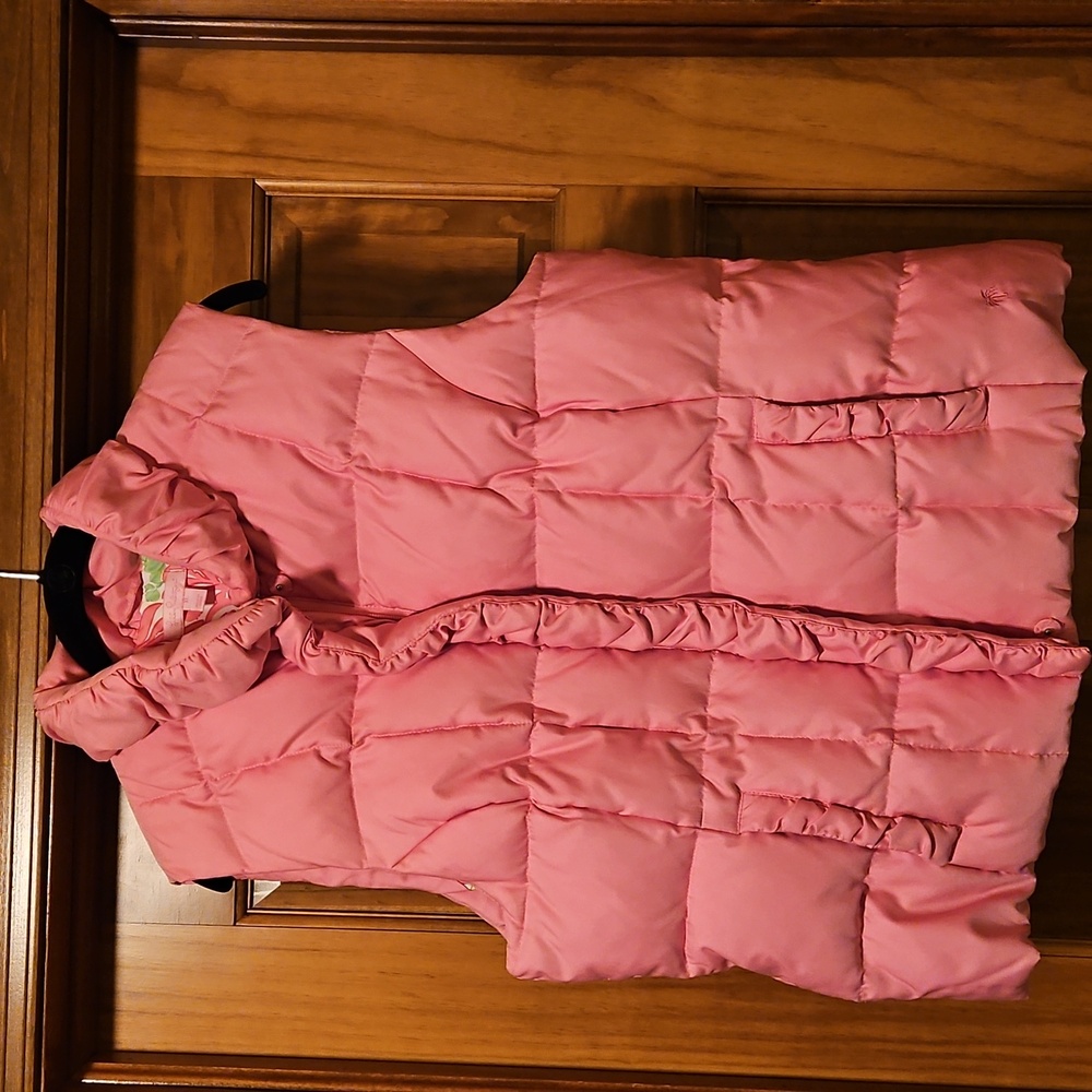 Lilly Pulitzer Down Vest size XL